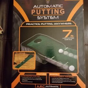 BNWT Automatic Putting System
